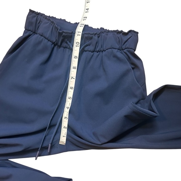 Lululemon Keep Moving Jogger-Navy Athleisure High Waist Joggers- Size 4 (2021) - Picture 13 of 14